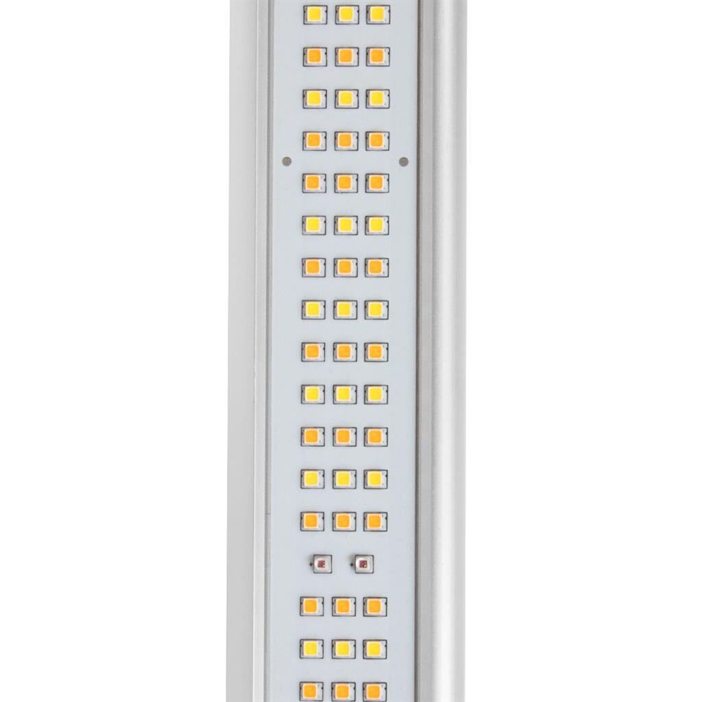 Nahaufnahme der LED-Leiste der LUMii Black LED 720W Growlampe mit Vollspektrum-LEDs für Wachstum und Blüte, energiesparend und langlebig.